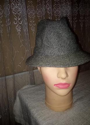 Шляпа из шерсти