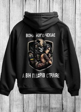 Топовые худи сезона 2