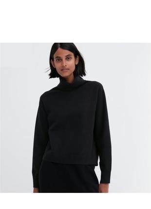 Світер гольф uniqlo