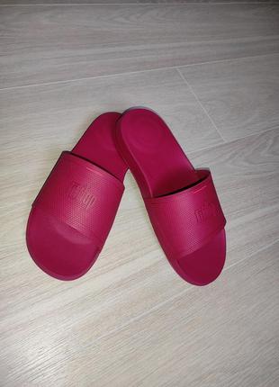 Нові фірмові шльопанці fitflop