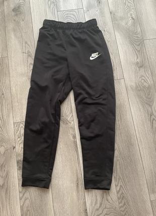 Женские или подрастковые штаны nike