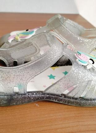 Босоніжки для дівчинки 3