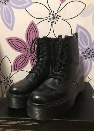 Черевики чорного кольору | без хутра