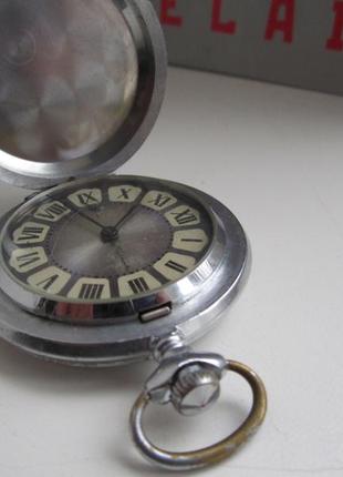 Часы карманные "молния" механика. ссср. на ходу.№4