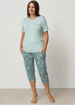 Пижама женская бриджи и футболка бирюзовая цветы 16072