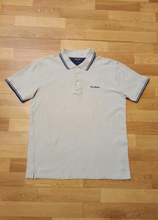 Якісна брендова футболка