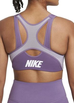 Спортивный топик nike.