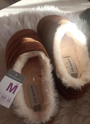 Угги, состояние новых, не подходят размер. фирма "primark"