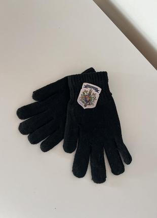 Черные мужские перчатки