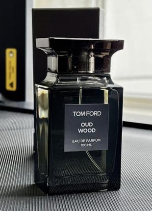 Oud wood tom ford, 1ml - 70 грн.
