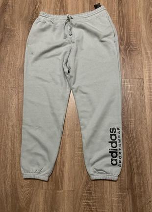 Теплые спортивные штаны adidas новые
