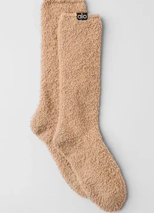 Мʼякі пухнасті плюшеві шкарпетки високі alo yoga women's plush lush sock