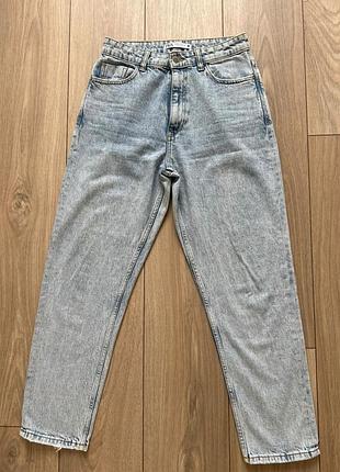 Джинсы женские