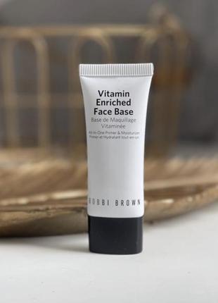 Вітамінна база під макіяж bobbi brown vitamin enriched face base