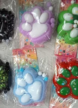 Гігант! антистрес сквіш таба лапка котика