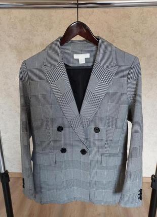 Пиджак в гусиную лапку