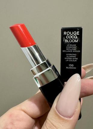 Зволожуюча помада chanel rouge coco bloom, 130 blossom оригінал