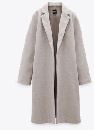 Стильное базовое пальто zara