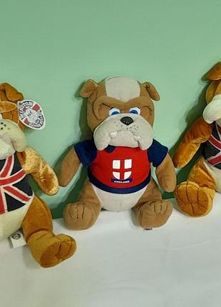 Плюшевий талісман вінстон- британський бульдог -winsto the british bulldog - 30 см