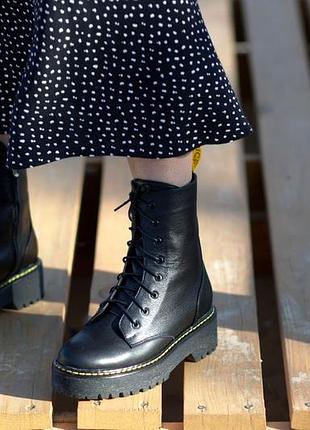 Черевики в стилі martines, шкіра, нові, розмір 36 демі