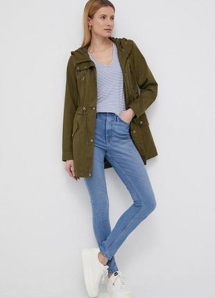 Zara парка весенняя хаки темно зеленая болотного цвета куртка женская