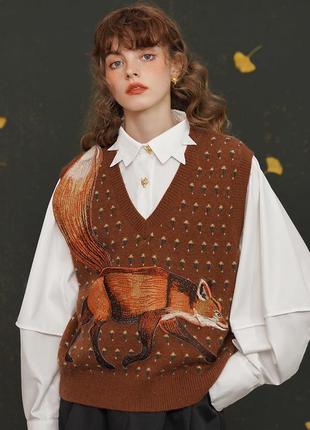 Безрукавка жилетка з вишитою лисицею red fox embroidered knit vest