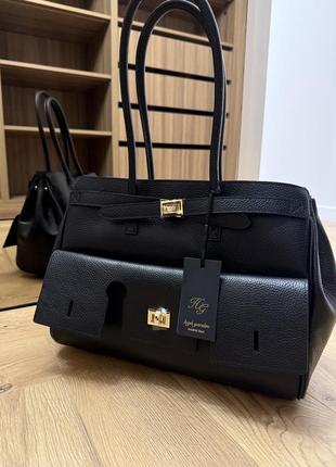 Елегантна чорна сумка high garden, в стилі balenciaga виготовлена в італії, натуральна шкіра , за дуже приємною ціною 🔥