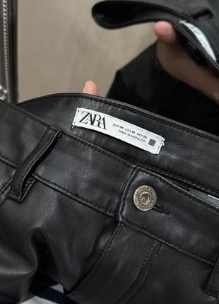 Кожаные брюки zara