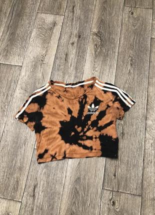 Кроп топ adidas tye-dye оригінальний красивий футболка укорочена