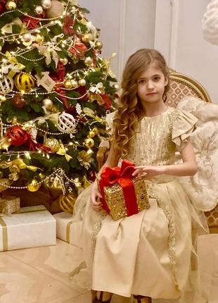 Праздничное платье
