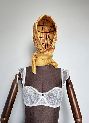 Бюстгальтер