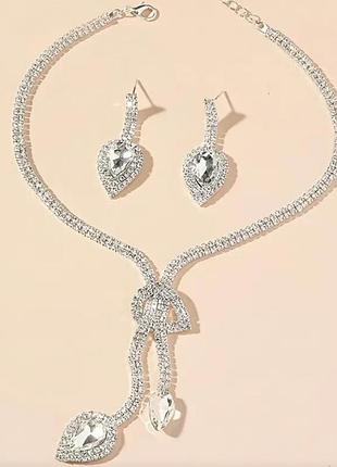 Елегантний ювелірний набір кольє і сережки 🍒