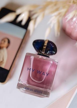Яскравий жіночий ягідно-вершковий аромат у стилі my way giorgio armani