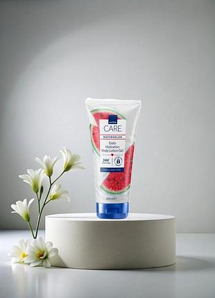 Новинка увлажняющий крем гель лосьон для тела с экстрактом арбуза 200 мл avon care 🍉