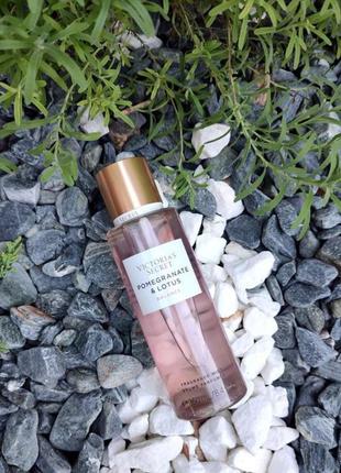 Victoria's secret original pomegranate and lotus спрей парфумований крем
