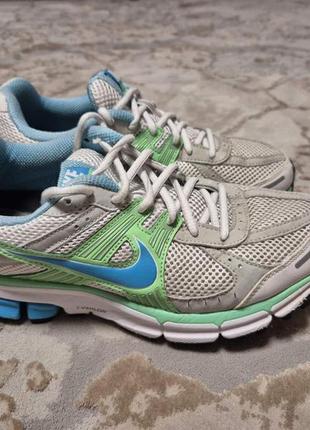 Кроссовки nike оригинал р.38,5