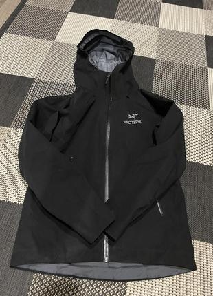 Ветровка arc’teryx