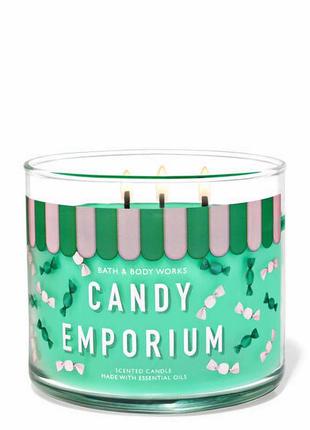 Велика свічка bath and body works candy emporium