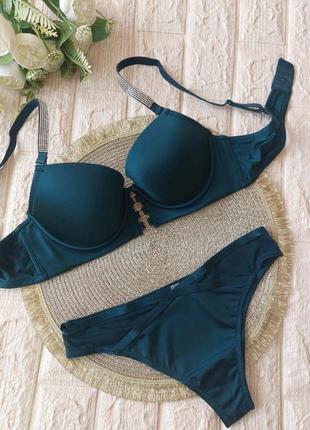 Очень красивый комплект белья❤️❤️❤️