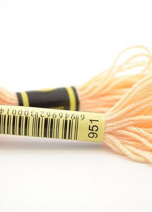Нитки мулине для вышивки схс-951 персиковый / 8 м