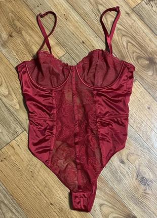 Красный боди tezenis