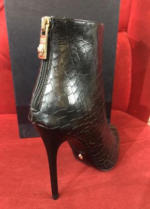 Кожаные ботинки,оригинал!италия!