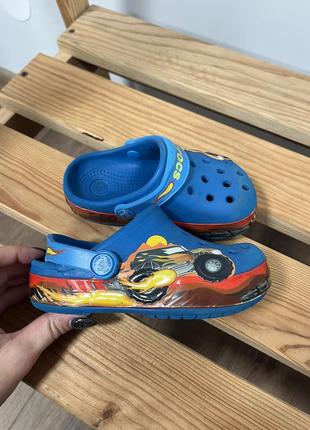 Детские crocs monster track для мальчика шлепанцы кроксы тапочки с8 с9 25 26