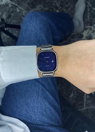Годинник casio