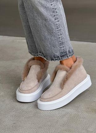 Женские лоферы с мехом норки