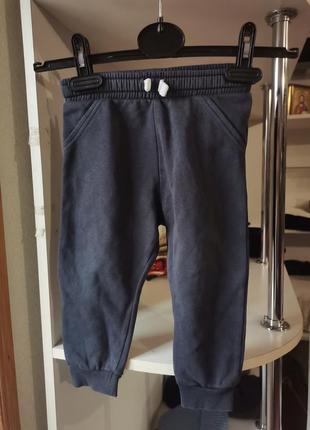 Утеплення спортивних штанів