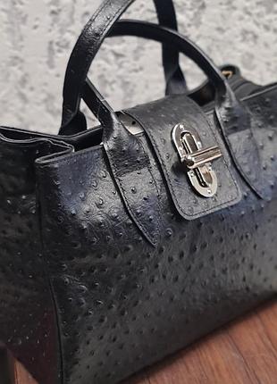 Кожаная женская сумка италия