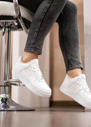 Женские  кроссовки nike air force 1 white (мех)