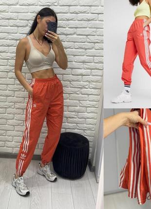 Крутые брюки adidas
