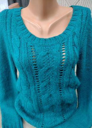 Свитер